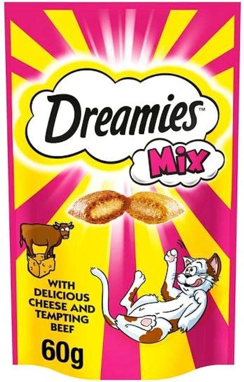 Dreamies Mix – Crunchy Cat Treats with Delicious Cheese & Tempting Beef